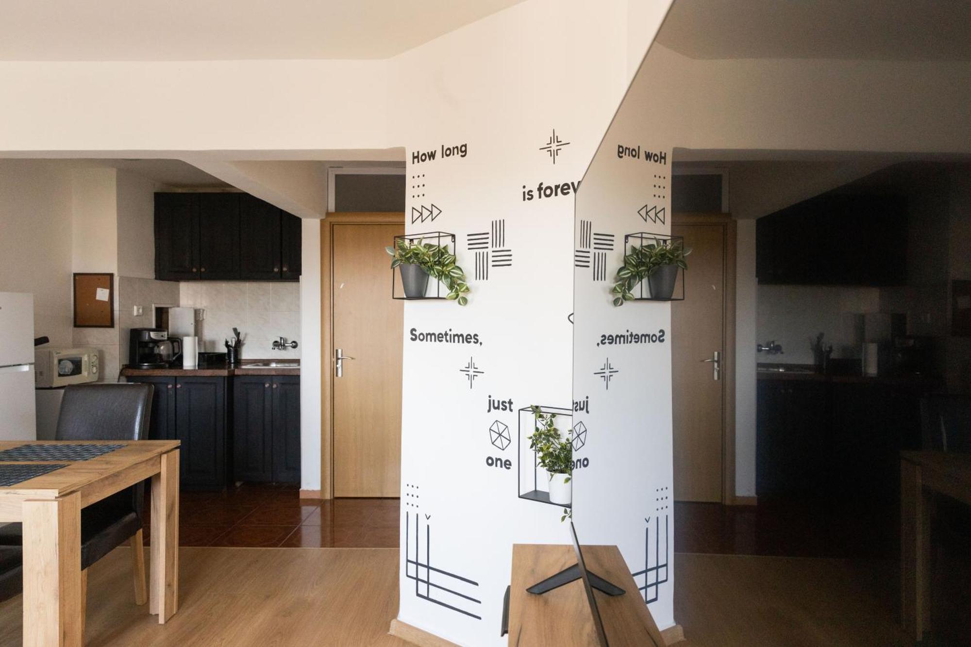 בורגאס Lovely 1Bd Flat Near The Sea Garden By Flat Mаnаger מראה חיצוני תמונה