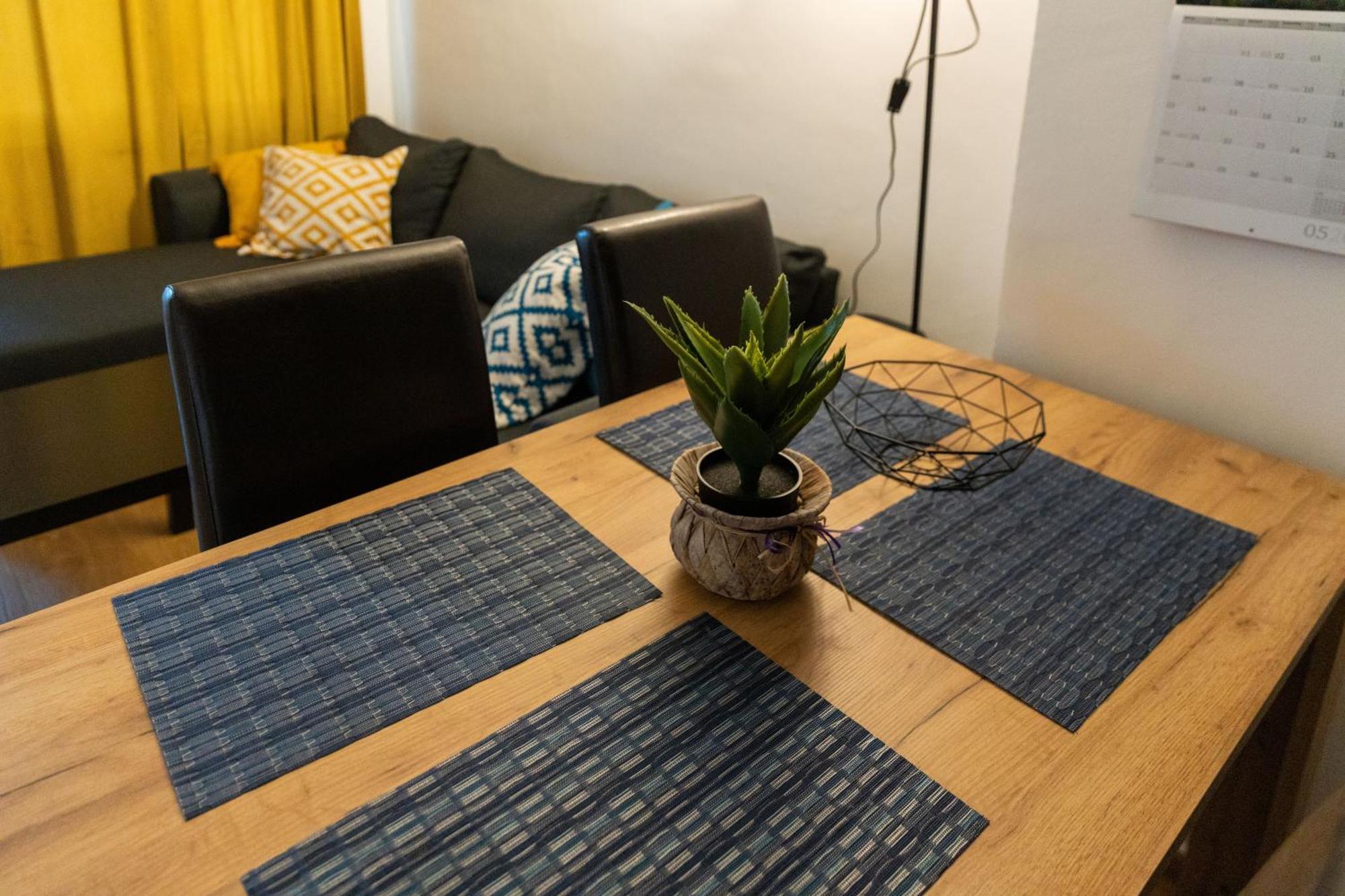 בורגאס Lovely 1Bd Flat Near The Sea Garden By Flat Mаnаger מראה חיצוני תמונה